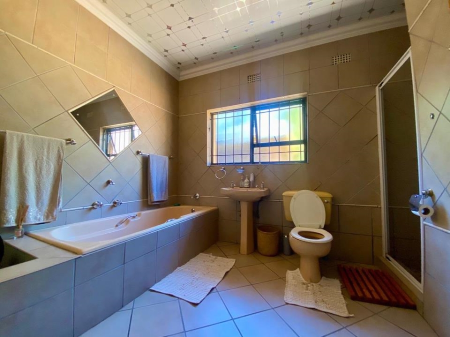 4 Bedroom Property for Sale in Sunward Park Gauteng