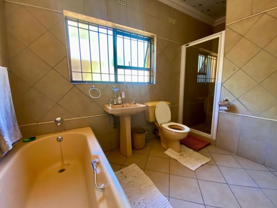 4 Bedroom Property for Sale in Sunward Park Gauteng