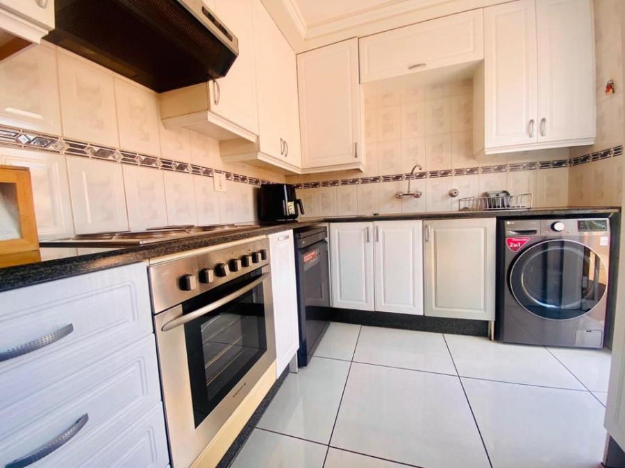 4 Bedroom Property for Sale in Sunward Park Gauteng