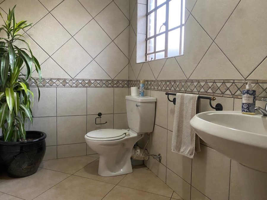 4 Bedroom Property for Sale in Sunward Park Gauteng