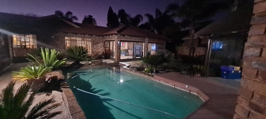 4 Bedroom Property for Sale in Sunward Park Gauteng