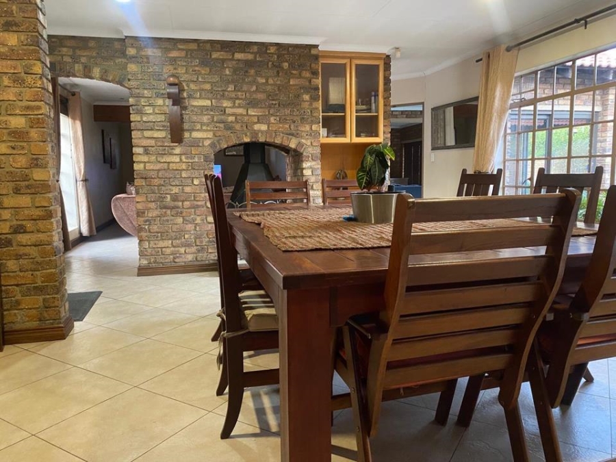 4 Bedroom Property for Sale in Sunward Park Gauteng