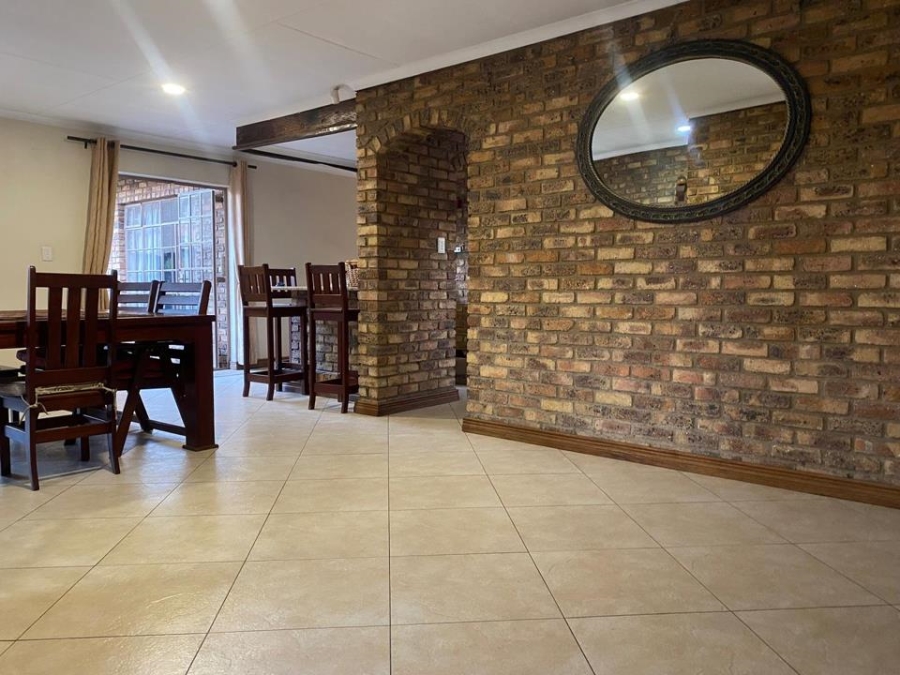 4 Bedroom Property for Sale in Sunward Park Gauteng