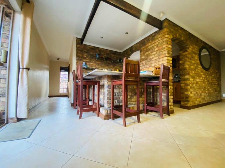 4 Bedroom Property for Sale in Sunward Park Gauteng