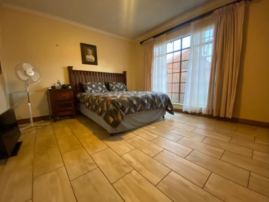 4 Bedroom Property for Sale in Sunward Park Gauteng