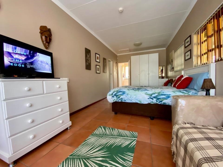 4 Bedroom Property for Sale in Parkdene Gauteng