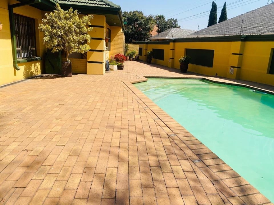 4 Bedroom Property for Sale in Parkdene Gauteng