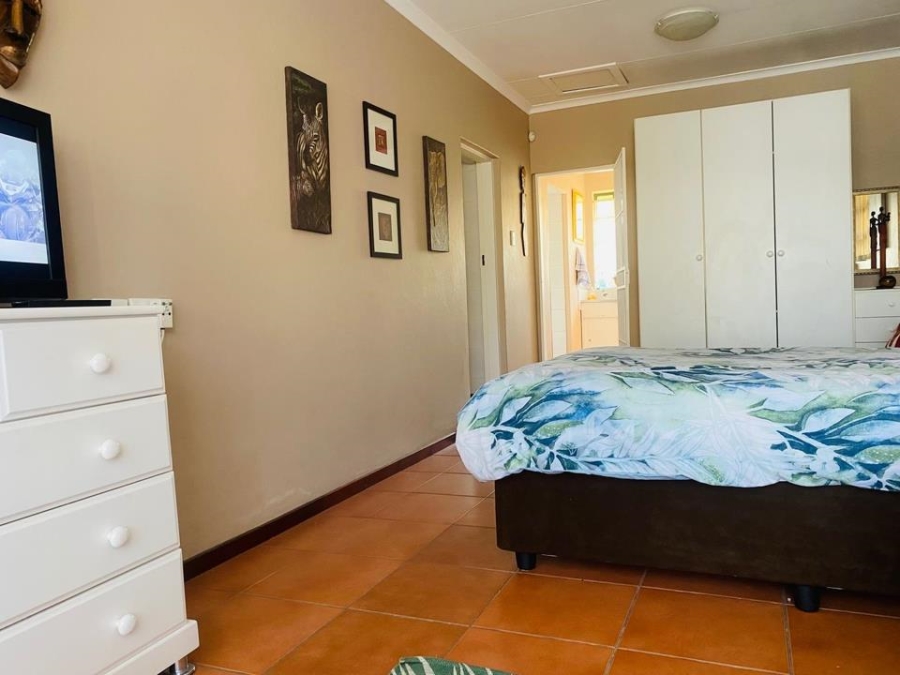 4 Bedroom Property for Sale in Parkdene Gauteng