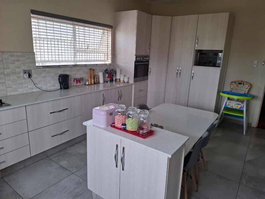 3 Bedroom Property for Sale in Crosby Gauteng