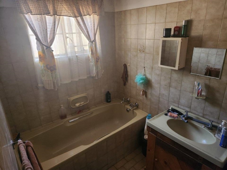 0 Bedroom Property for Sale in Leeuwfontein Gauteng