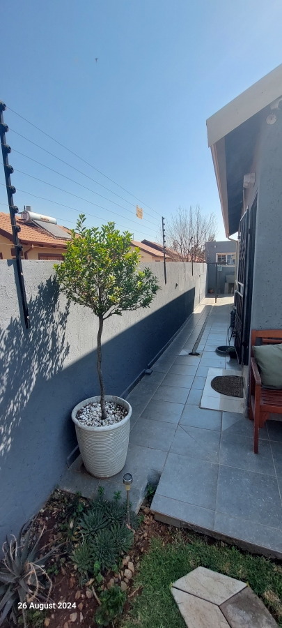 3 Bedroom Property for Sale in Tembisa Gauteng