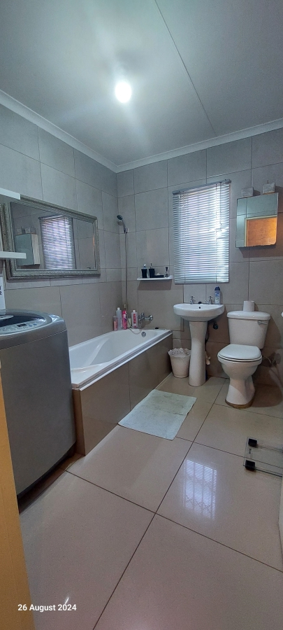 3 Bedroom Property for Sale in Tembisa Gauteng