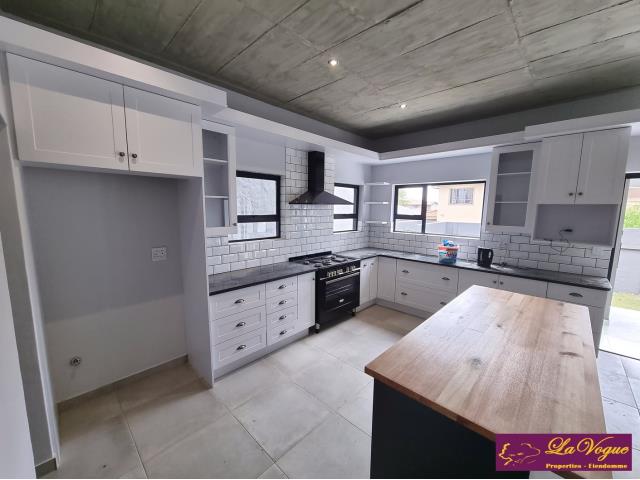 3 Bedroom Property for Sale in Olympus AH Gauteng