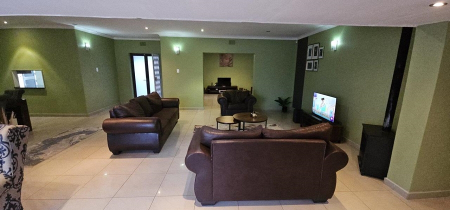 4 Bedroom Property for Sale in Ontdekkerspark Gauteng