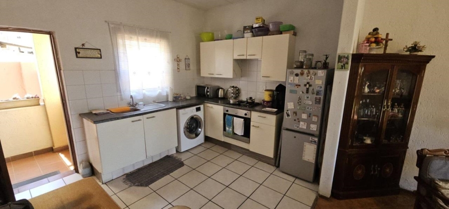 2 Bedroom Property for Sale in Constantia Kloof Gauteng