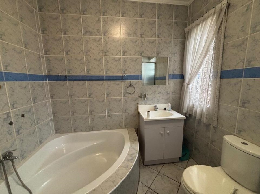 3 Bedroom Property for Sale in Albertskroon Gauteng