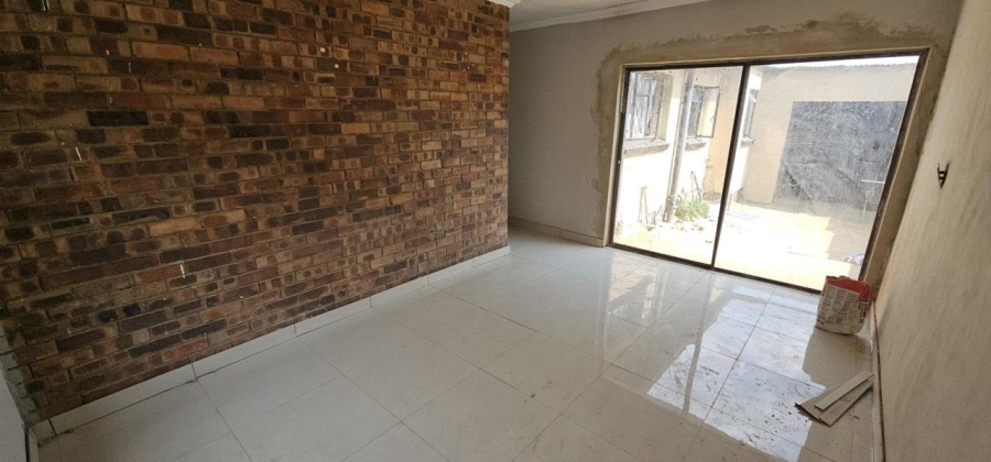 4 Bedroom Property for Sale in Eldorado Park Gauteng