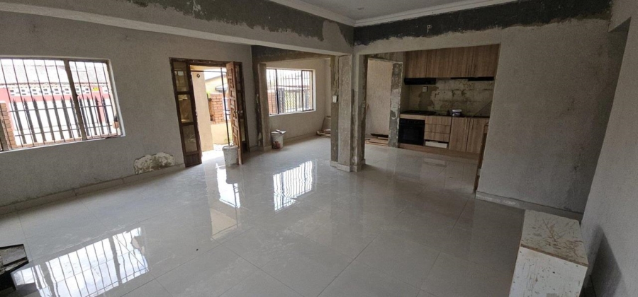 4 Bedroom Property for Sale in Eldorado Park Gauteng