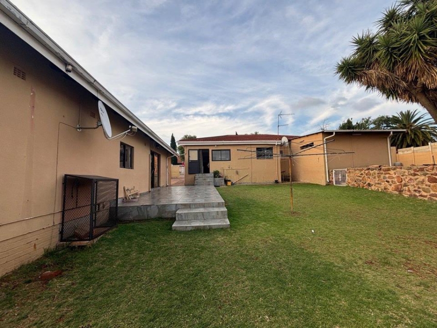 3 Bedroom Property for Sale in Florida Gauteng