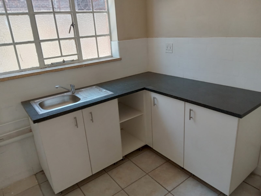 2 Bedroom Property for Sale in South Germiston Gauteng