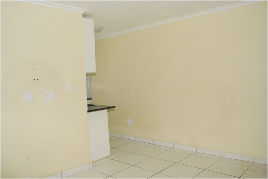 To Let 1 Bedroom Property for Rent in Regents Park Gauteng