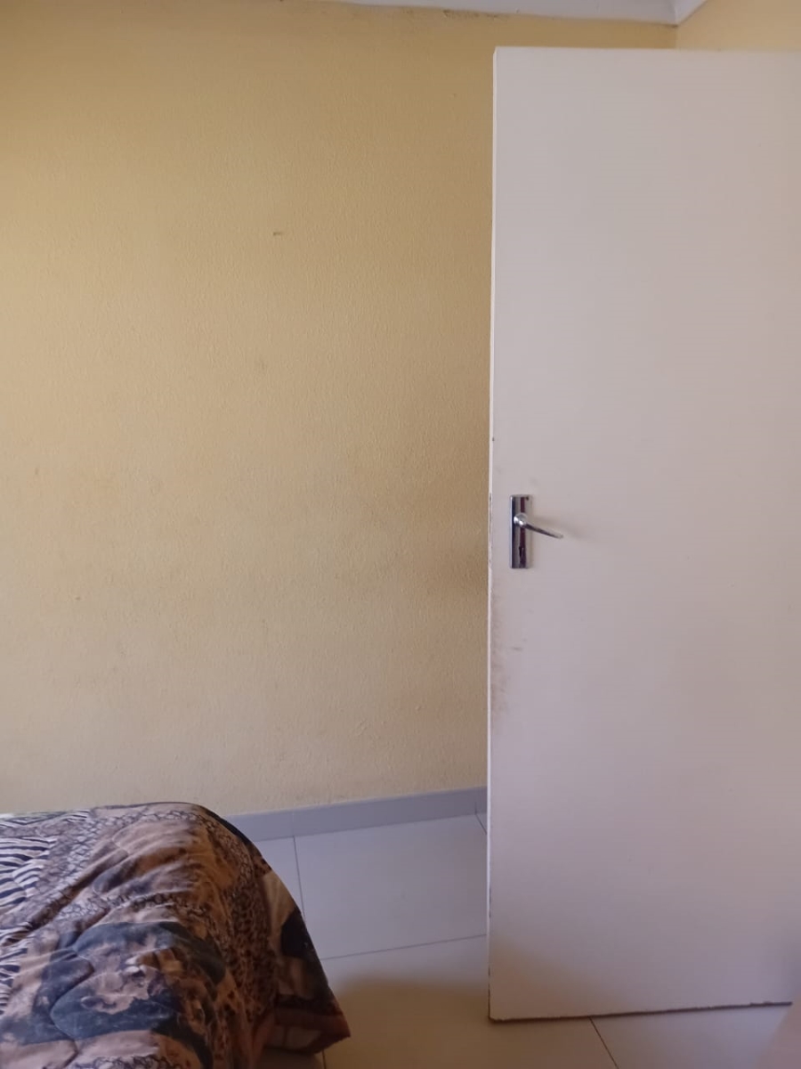 To Let 3 Bedroom Property for Rent in Protea North Gauteng