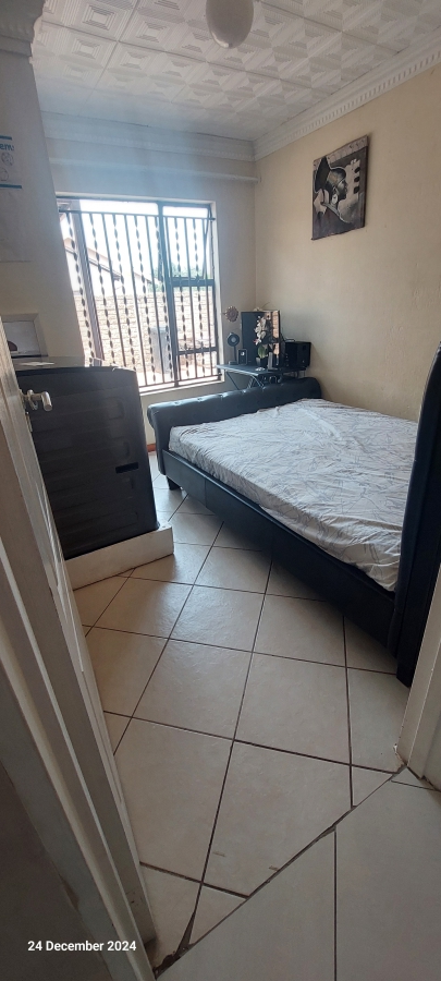 3 Bedroom Property for Sale in Crystal Park Gauteng