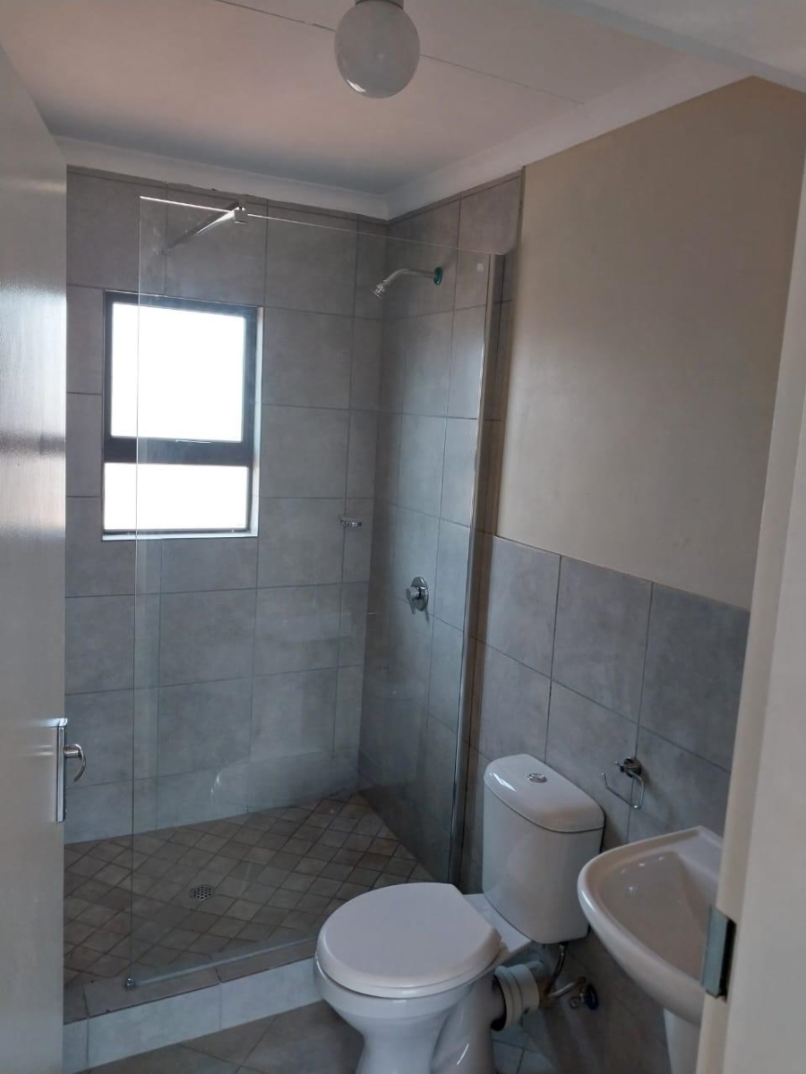 2 Bedroom Property for Sale in Crystal Park Gauteng