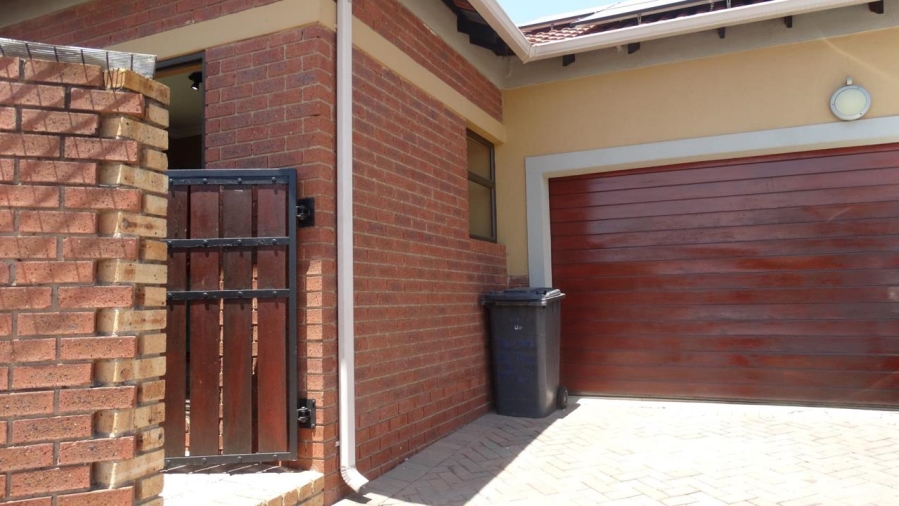 To Let 3 Bedroom Property for Rent in Summerset Gauteng