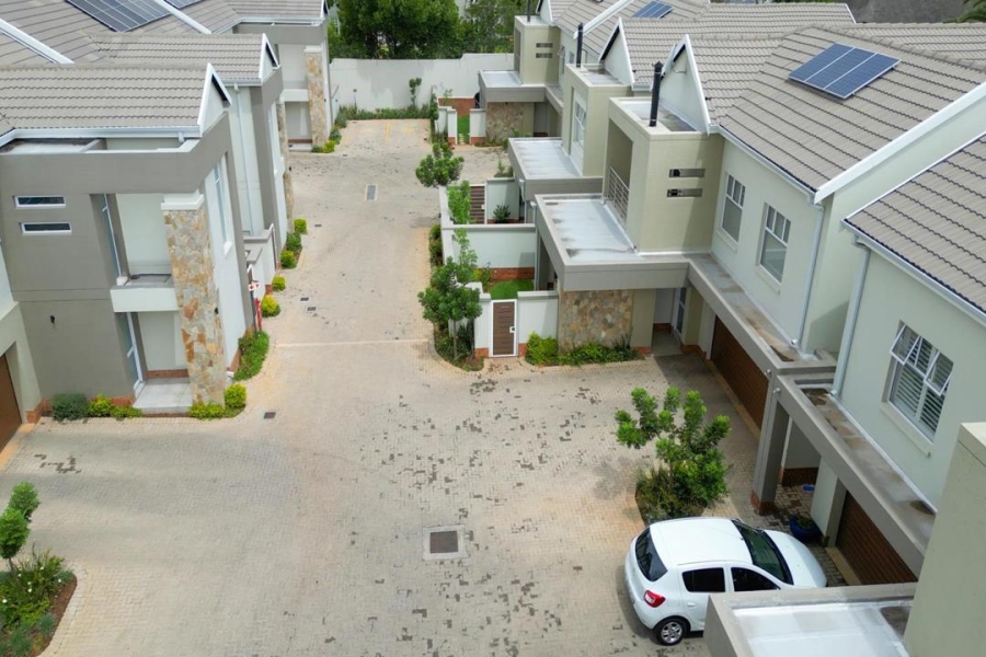 3 Bedroom Property for Sale in Bryanston Gauteng