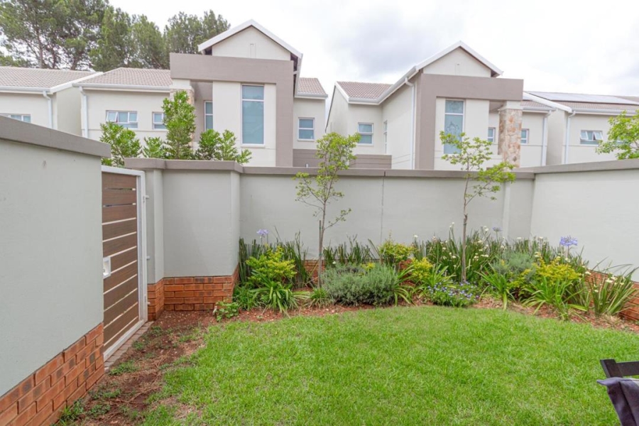 3 Bedroom Property for Sale in Bryanston Gauteng