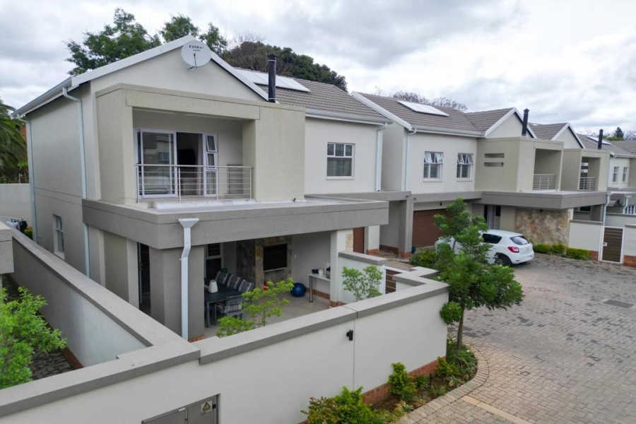 3 Bedroom Property for Sale in Bryanston Gauteng