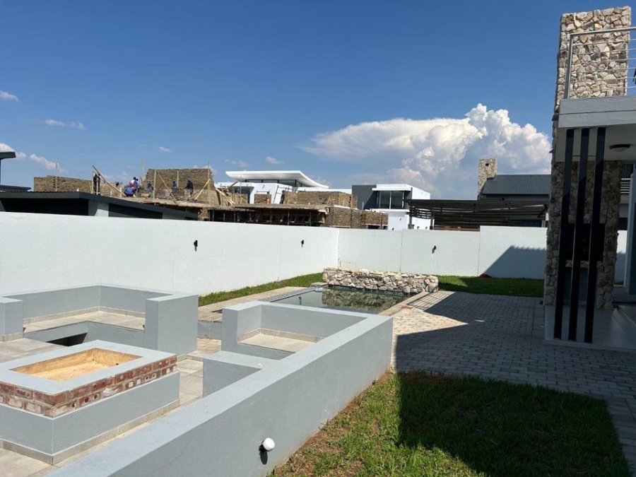 5 Bedroom Property for Sale in Six Fountains Residential Estate Gauteng