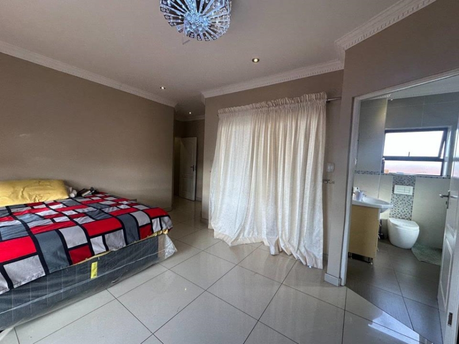 6 Bedroom Property for Sale in Savannah Country Estate Gauteng