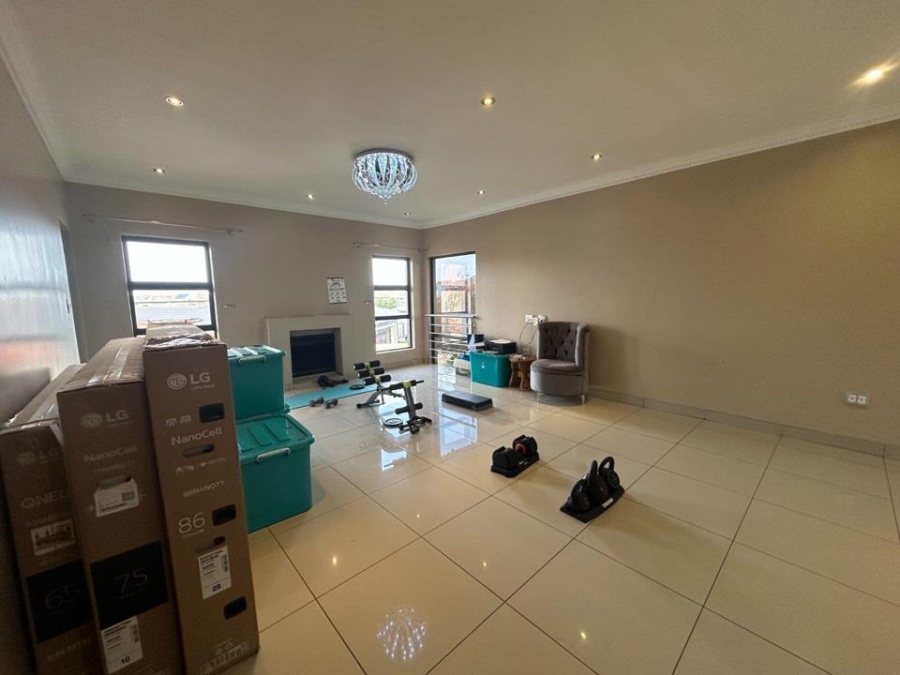 6 Bedroom Property for Sale in Savannah Country Estate Gauteng