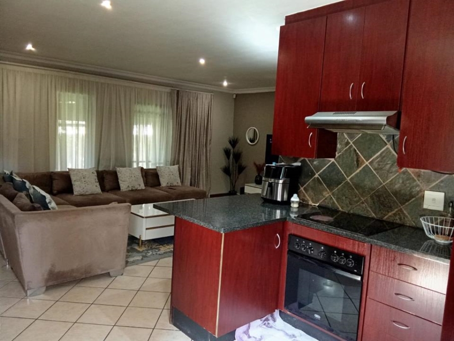 3 Bedroom Property for Sale in Leeuwenhof Estate Gauteng