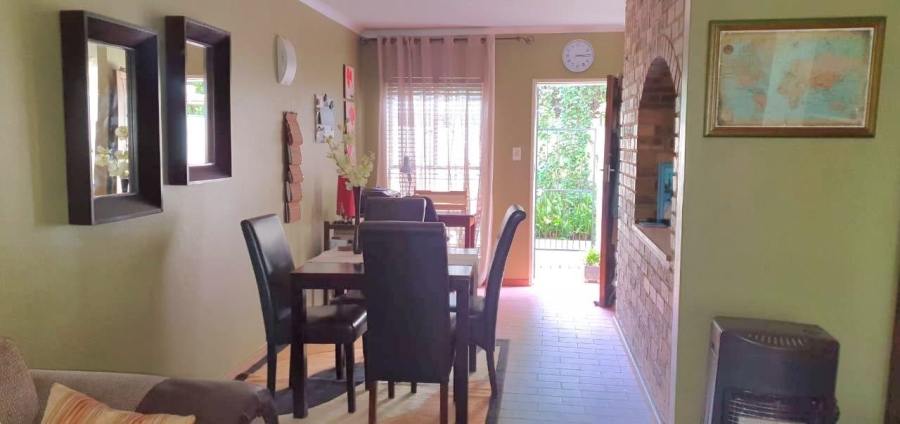 2 Bedroom Property for Sale in Sunnyside Gauteng