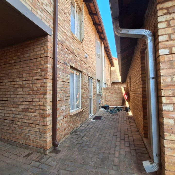 3 Bedroom Property for Sale in Hazeldean Gauteng