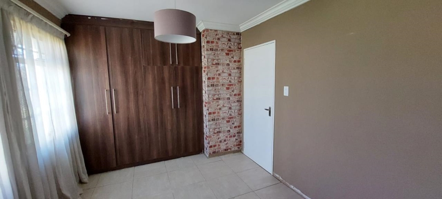 To Let 2 Bedroom Property for Rent in Olympus AH Gauteng