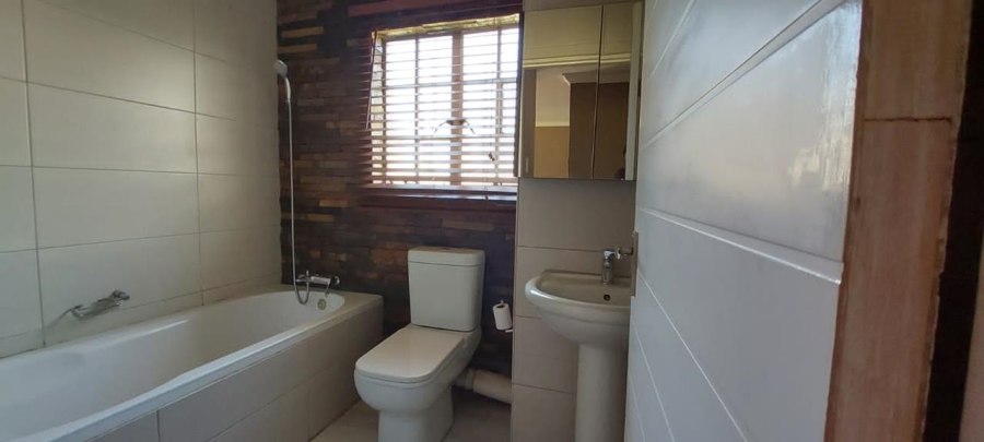 To Let 2 Bedroom Property for Rent in Olympus AH Gauteng