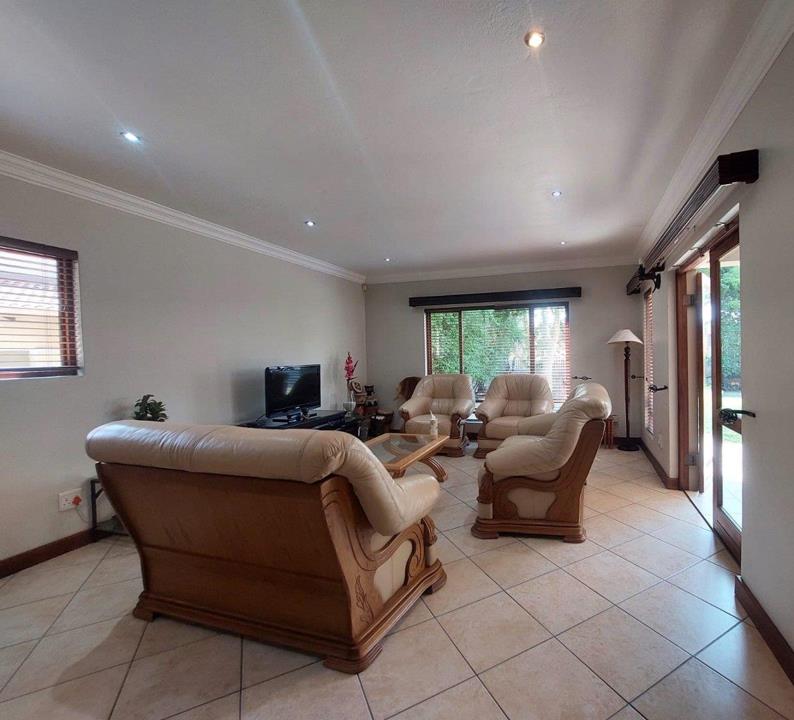 To Let 4 Bedroom Property for Rent in Willow Acres Gauteng