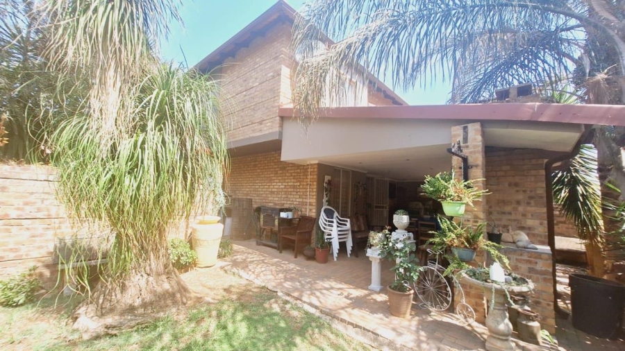 3 Bedroom Property for Sale in Hazeldean Gauteng