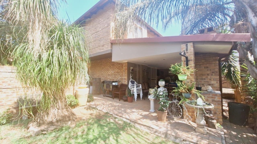 3 Bedroom Property for Sale in Hazeldean Gauteng