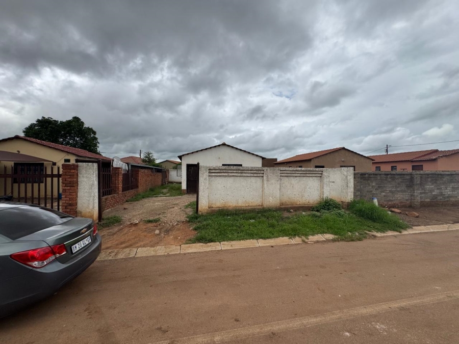 2 Bedroom Property for Sale in Soshanguve South Gauteng