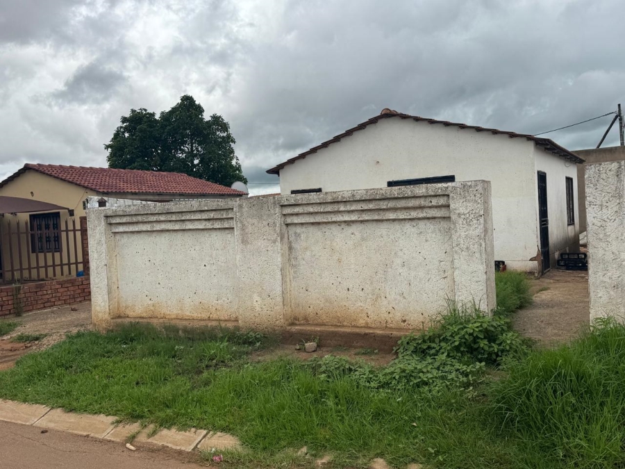 2 Bedroom Property for Sale in Soshanguve South Gauteng