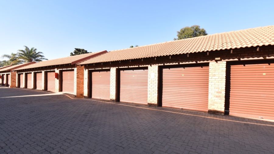 To Let 2 Bedroom Property for Rent in Annlin Ext 37 Gauteng