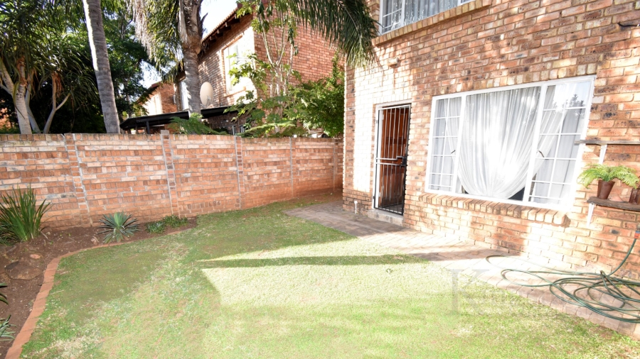 To Let 2 Bedroom Property for Rent in Annlin Ext 37 Gauteng