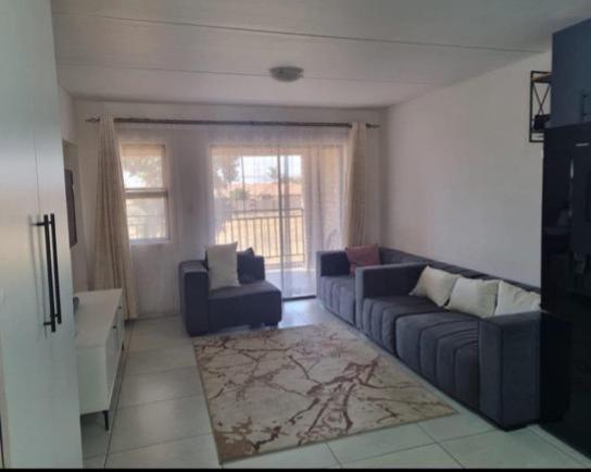 To Let 3 Bedroom Property for Rent in Albertsdal Gauteng