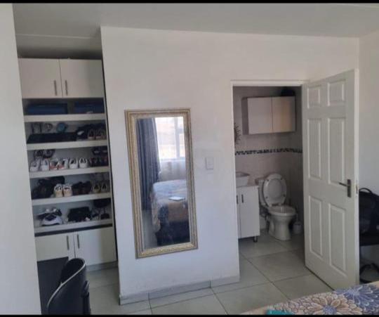 To Let 3 Bedroom Property for Rent in Albertsdal Gauteng