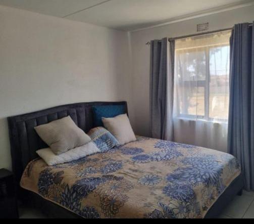 To Let 3 Bedroom Property for Rent in Albertsdal Gauteng